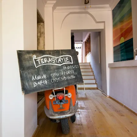 Oda ve Kahvaltı Paydos 4*