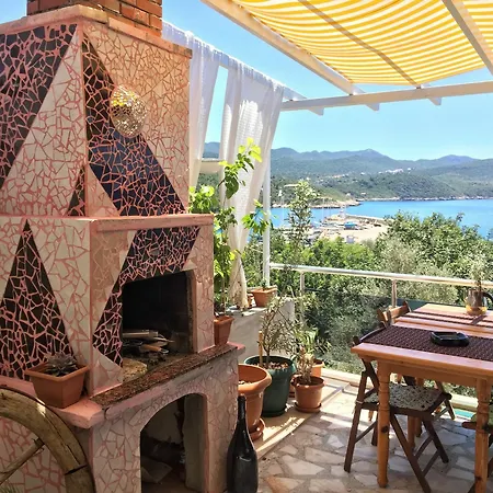 Oda ve Kahvaltı Paydos 4*